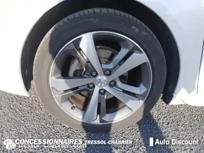 Photo 14 Peugeot 308  PureTech 130ch S&S BVM6 GT Line