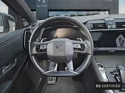 Photo 10 DS DS 7 DS7 Crossback Hybride E-Tense 300 EAT8 4x4 Louvre