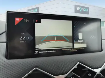 Photo 24 DS DS 3 DS3 Crossback PureTech 130 EAT8 Toits de Paris