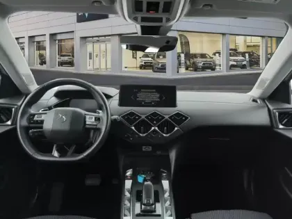 Photo 8 DS DS 3 DS3 Crossback PureTech 130 EAT8 Toits de Paris