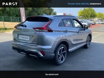 Photo 1 Mitsubishi Eclipse Cross 2.4 MIVEC PHEV 188ch Instyle 4WD