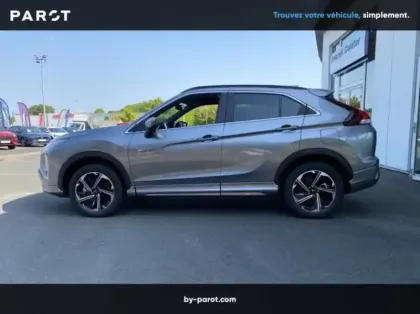 Photo 22 Mitsubishi Eclipse Cross 2.4 MIVEC PHEV 188ch Instyle 4WD