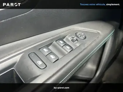 Photo 5 Peugeot 3008 HYBRID4 300ch GT Pack e-EAT8