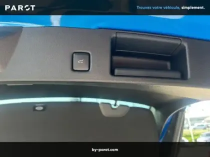 Photo 8 Ford Kuga 2.5 Duratec 180ch Hybrid FlexiFuel ST-Line X Powershift