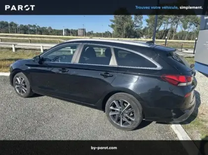 Photo 12 Hyundai I30 SW 1.0 T-GDi 120ch Hybrid 48V Creative DCT-7