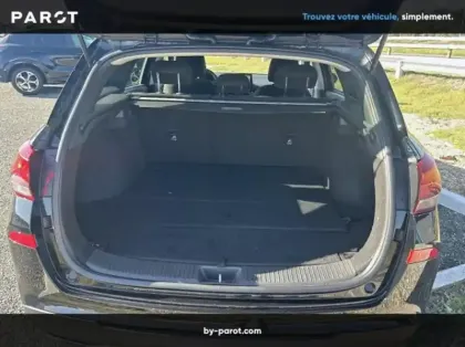 Photo 10 Hyundai I30 SW 1.0 T-GDi 120ch Hybrid 48V Creative DCT-7