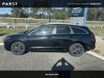 Photo 23 Hyundai I30 SW 1.0 T-GDi 120ch Hybrid 48V Creative DCT-7