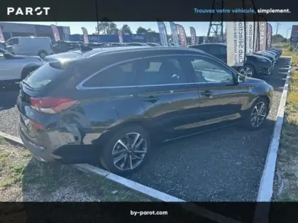 Photo 1 Hyundai I30 SW 1.0 T-GDi 120ch Hybrid 48V Creative DCT-7