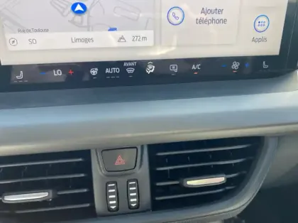 Photo 4 Ford Transit Courier Fourgonnette Electrique 100 kW 136ch Limited