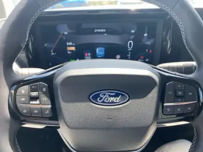 Photo 6 Ford Transit Courier Fourgonnette Electrique 100 kW 136ch Limited