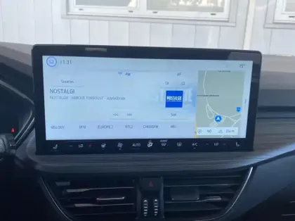 Photo 3 Ford Kuga 2.5 Duratec 243ch Hybride Rechargeable Active X Powershift