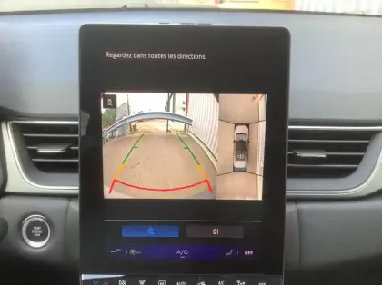 Photo 18 Renault Symbioz Nouveau E-Tech full hybrid 145 Techno