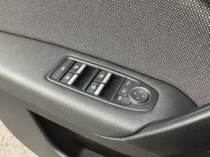 Photo 16 Renault Symbioz Nouveau E-Tech full hybrid 145 Techno