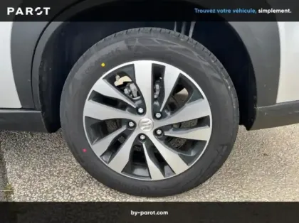 Photo 13 Suzuki S-cross 1.5 Dualjet Hybrid 115ch Style Auto MY24