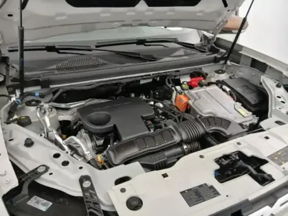 Photo 18 Dacia Duster Hybrid 140 Extreme