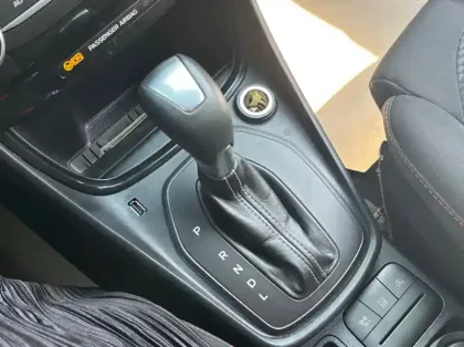 Photo 7 Ford Puma 1.0 EcoBoost 125ch S&amp;S mHEV ST-Line Powershift