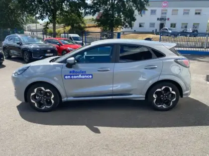 Photo 21 Ford Puma 1.0 EcoBoost Hybrid 125ch ST-Line X S&amp;S Powershift