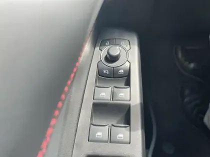 Photo 5 Ford Puma 1.0 EcoBoost Hybrid 125ch ST-Line X S&amp;S Powershift