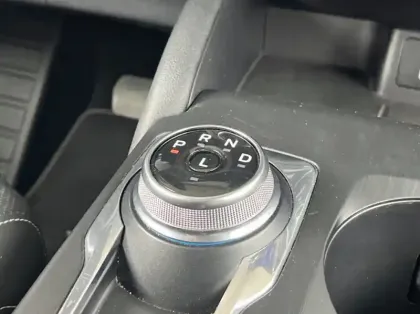 Photo 7 Ford Kuga 2.5 Duratec 225ch PHEV Vignale BVA