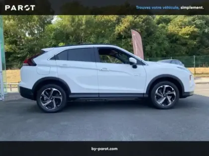 Photo 25 Mitsubishi Eclipse Cross 2.4 MIVEC PHEV 188ch Business 4WD