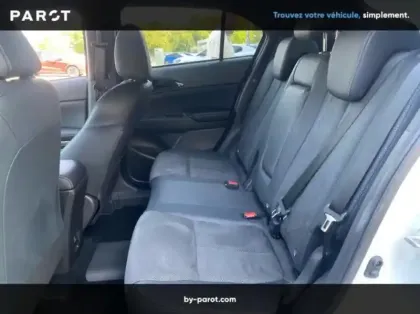 Photo 8 Mitsubishi Eclipse Cross 2.4 MIVEC PHEV 188ch Business 4WD