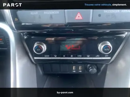 Photo 4 Mitsubishi Eclipse Cross 2.4 MIVEC PHEV 188ch Business 4WD