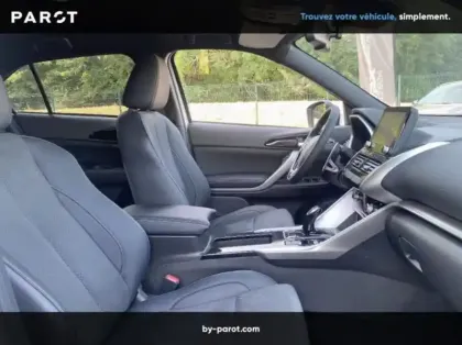 Photo 26 Mitsubishi Eclipse Cross 2.4 MIVEC PHEV 188ch Business 4WD