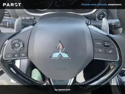 Photo 20 Mitsubishi Eclipse Cross 2.4 MIVEC PHEV 188ch Business 4WD