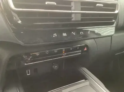 Photo 15 Citroën C5 aircross Hybride 145 e-DCS6 Max