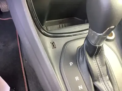 Photo 20 Ford Puma 1.0 EcoBoost 125 ch mHEV S&amp;S Powershift ST-Line