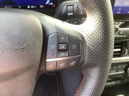 Photo 19 Ford Puma 1.0 EcoBoost 125 ch mHEV S&amp;S Powershift ST-Line