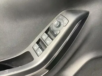 Photo 16 Ford Puma 1.0 EcoBoost 125 ch mHEV S&amp;S Powershift ST-Line