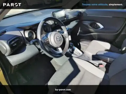 Photo 8 Toyota Yaris 116h Dynamic MY22