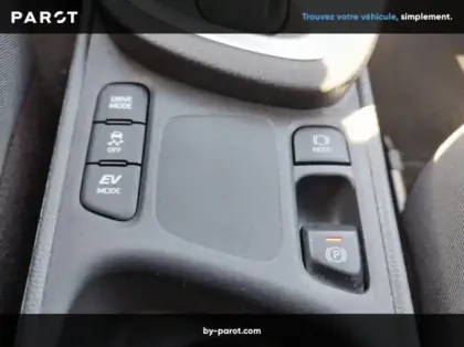 Photo 17 Toyota Yaris 116h Dynamic MY22