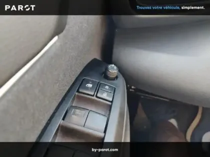 Photo 20 Toyota Yaris 116h Dynamic MY22