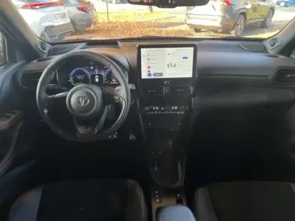 Photo 10 Toyota Yaris Hybride 1.5 HYBRID 130H 2WD GR SPORT TECHNO AUTO CR