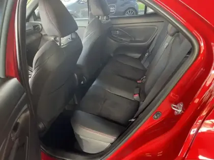 Photo 12 Toyota Yaris Hybride 1.5 HYBRID 130H 2WD GR SPORT TECHNO AUTO CR