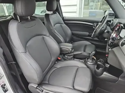 Photo 21 Mini Mini Cooper 136ch Edition Camden BVA7