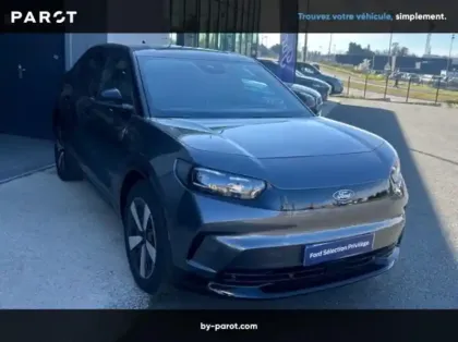 Photo 11 Ford Capri 286ch Extended Range 77kW RWD