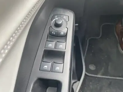 Photo 5 Ford Puma Gen-E 168ch Standard Range 43 kWh