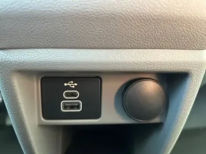 Photo 18 Ford Transit Custom Fg 280 L1H1 2.0 EcoBlue 136ch Trend