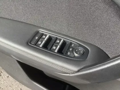 Photo 16 Renault Symbioz Nouveau E-Tech full hybrid 145 Iconic