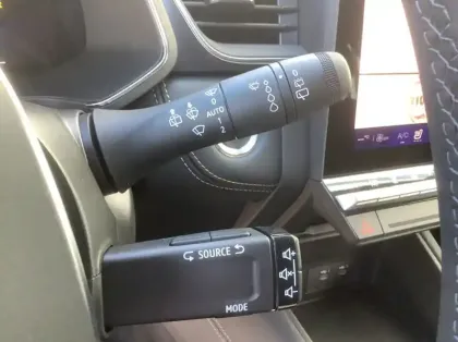 Photo 19 Renault Symbioz Nouveau E-Tech full hybrid 145 Iconic