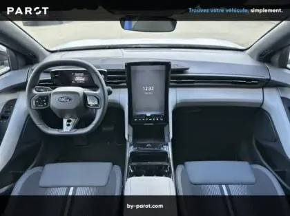 Photo 2 Ford Capri 286ch Extended Range 77kW RWD