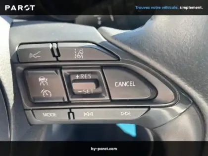 Photo 15 Toyota Yaris 116h Dynamic MY22