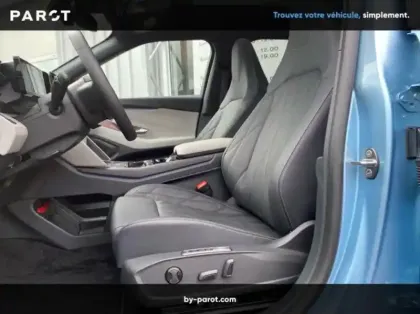 Photo 9 Ford Explorer 340ch Extended Range 79kWh Pack Premium AWD