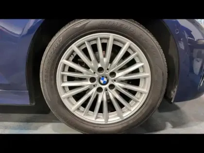 Photo 6 BMW Serie 3 Série 3 318dA 150ch Luxury