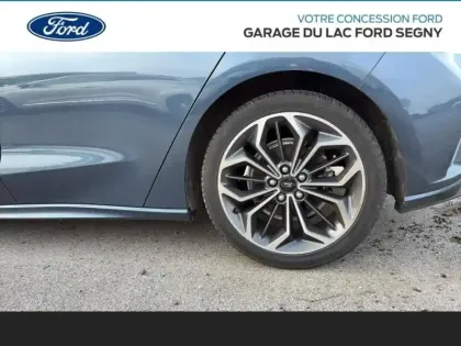 Photo 10 Ford Focus  1.0 Flexifuel mHEV 125ch ST-Line Design