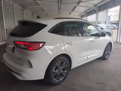 Photo 6 Ford Kuga  2.5 Duratec 190ch FHEV ST-Line X BVA