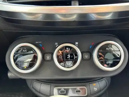 Photo 29 Fiat 500 X 1.5 FireFly Turbo 130ch S/S Hybrid (RED) DCT7
